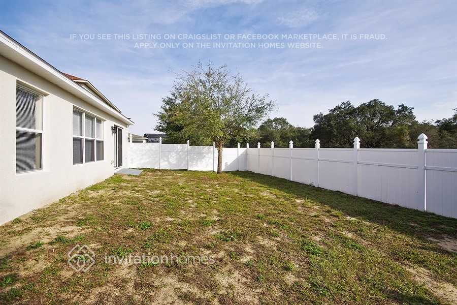 Building Photo - 16951 Sunrise Vista Dr