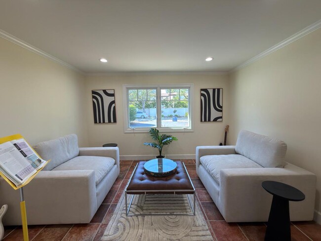 Building Photo - 2 Callado Way