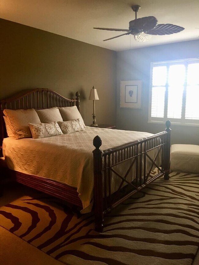 Building Photo - Rialto