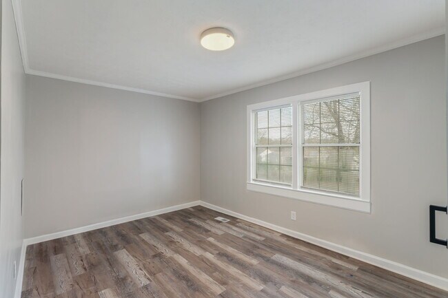 Building Photo - 2407 Webster Ct