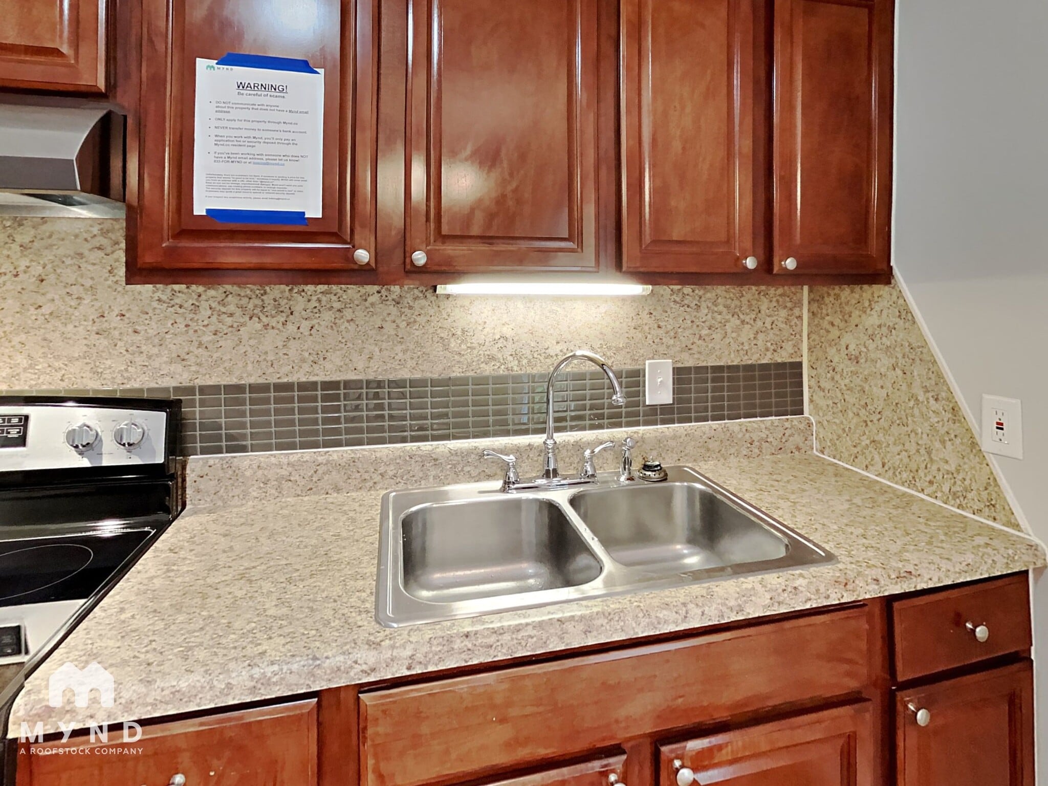 Building Photo - 300 Anne Ave