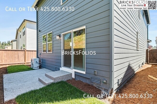 Building Photo - Brand New Home For Rent in Bremerton