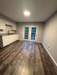 Building Photo - QC5332
