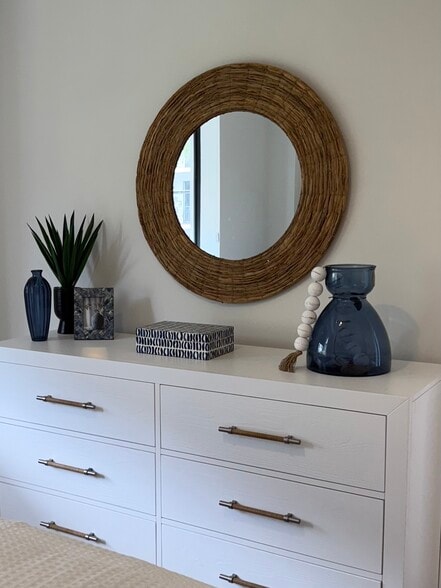 Guest Room - 1111 Central Ave