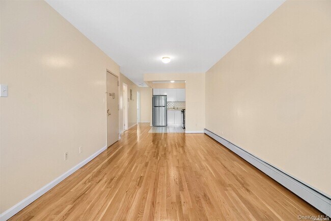 Building Photo - 65-45 110th St