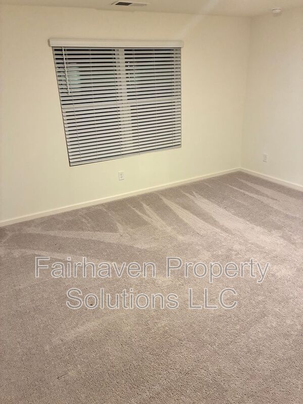 Building Photo - 1026 Paddington Dr