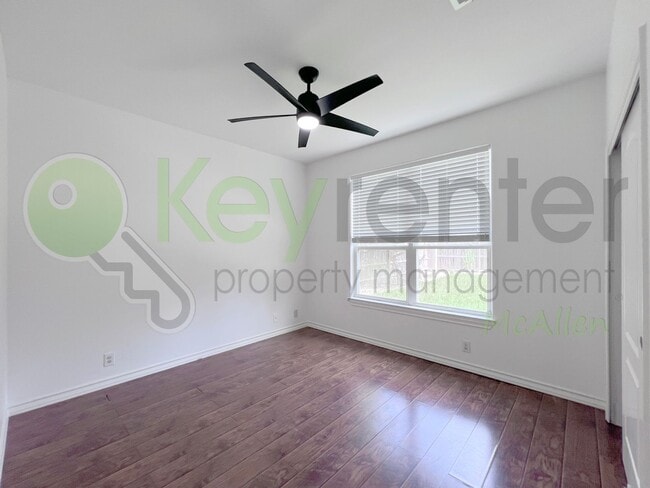 Building Photo - Beatutiful 5Bed/3Bath in Mcallen TX Now Av...