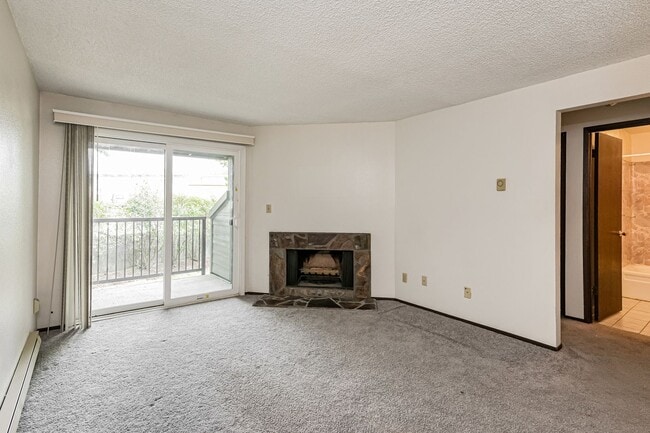 Building Photo - 1BD 1BA Single Level Condo + Fireplace + 1 Car Garage + Fitness Center + Tennis Courts + Communit...