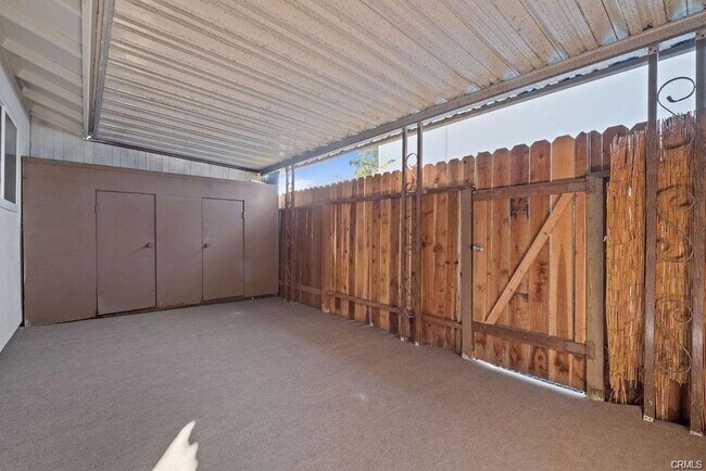 Building Photo - 10220 Ascot Cir