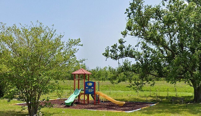 Building Photo - 16932 W Main St