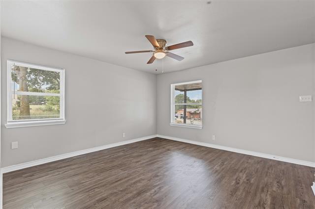 Building Photo - 6008 Bear Creek Dr E