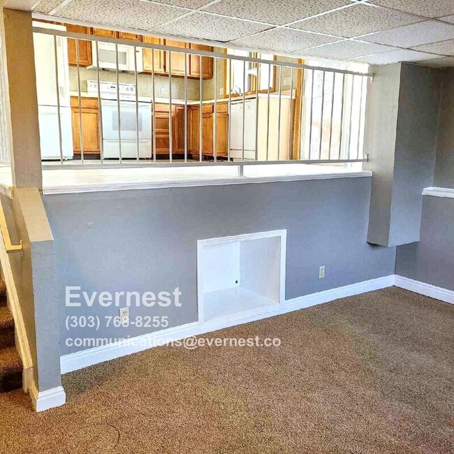 Building Photo - 3904 S Espana St