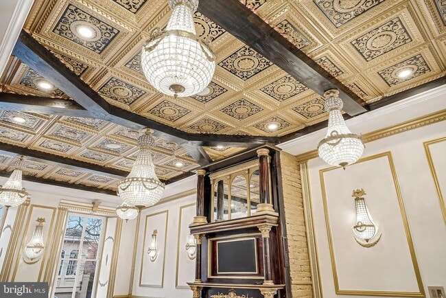 Building Photo - 810 Prince St