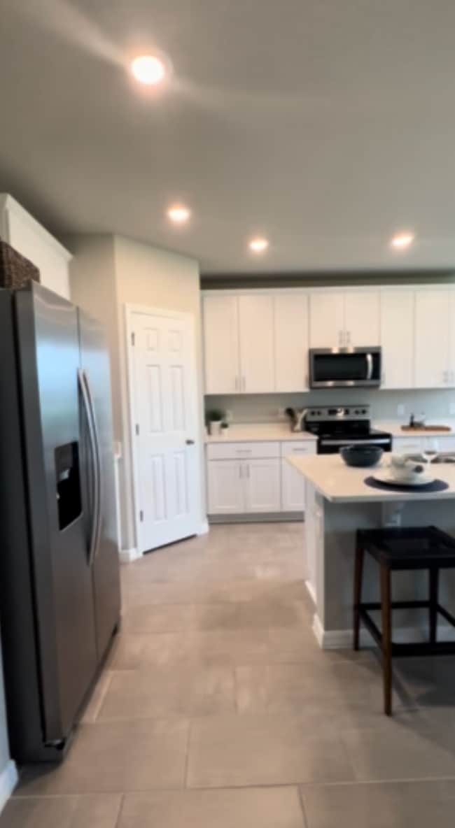 Building Photo - 105 Towns Cir