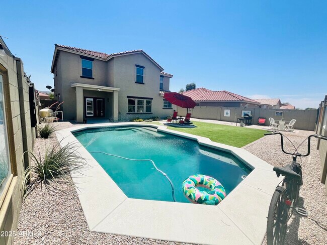 Building Photo - 2310 W Spencer Run