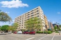 Building Photo - 1400 Chicago Ave