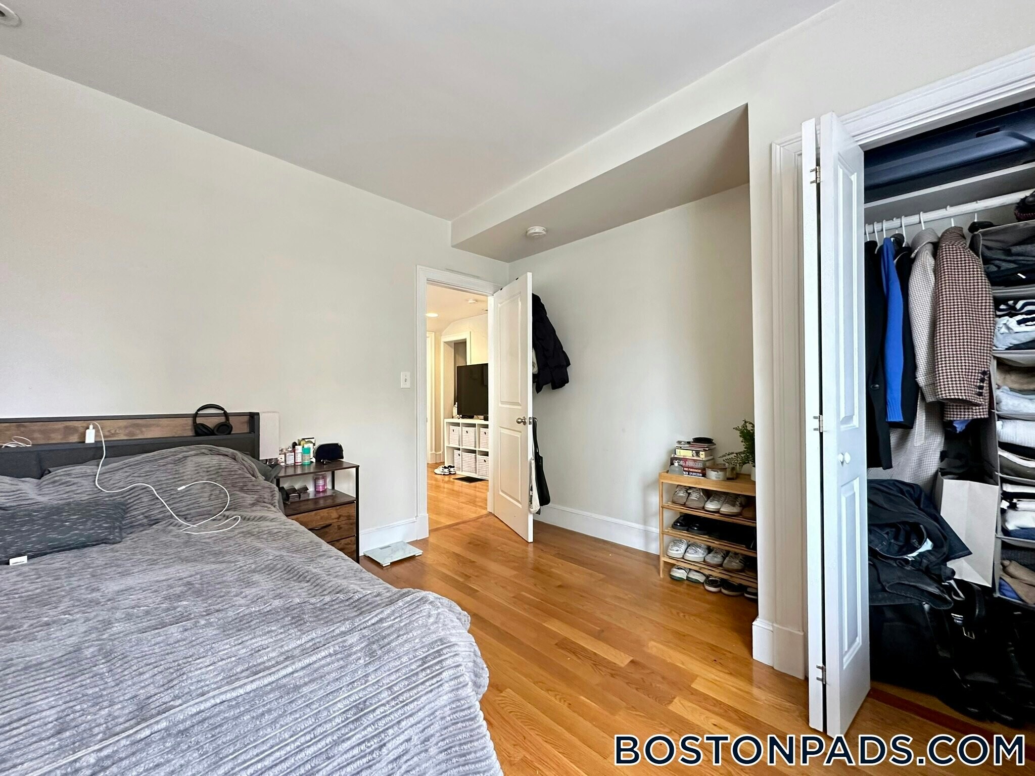 Building Photo - 836 Huntington Ave