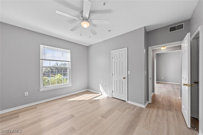 Building Photo - 23680 Walden Center Dr
