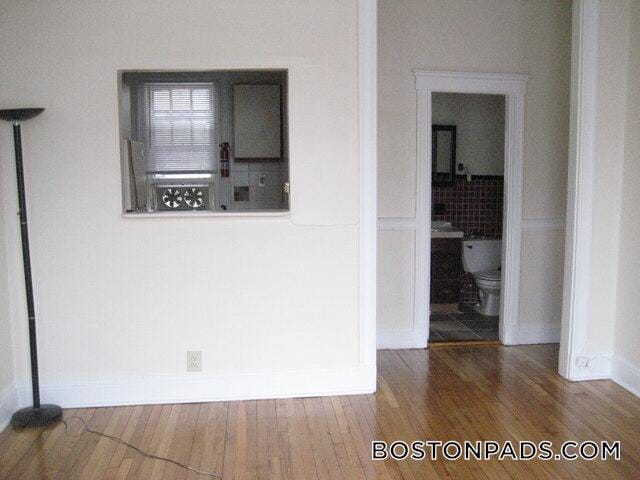 Building Photo - 1572 Commonwealth Ave