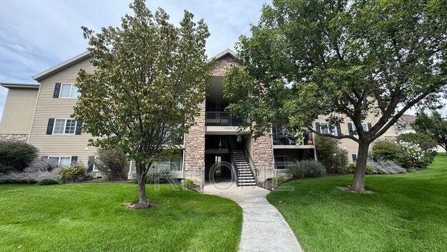 Building Photo - 1656 Westbury Way