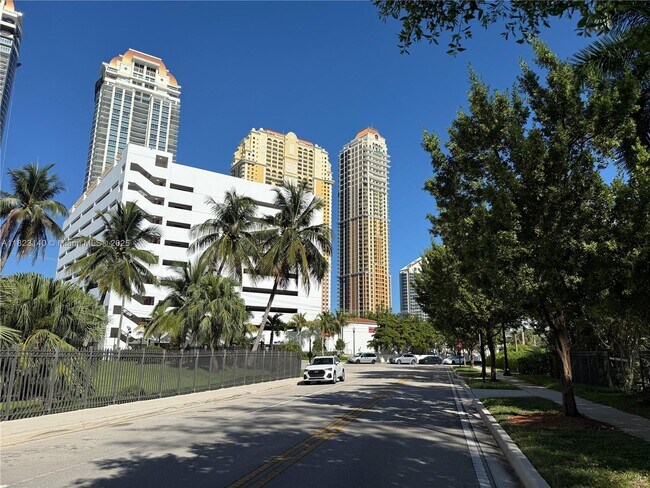 Building Photo - 201 180th Dr