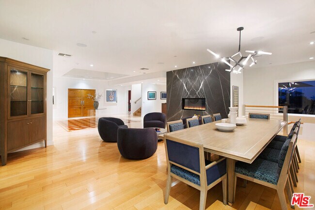 Building Photo - 1655 N Crescent Heights Blvd