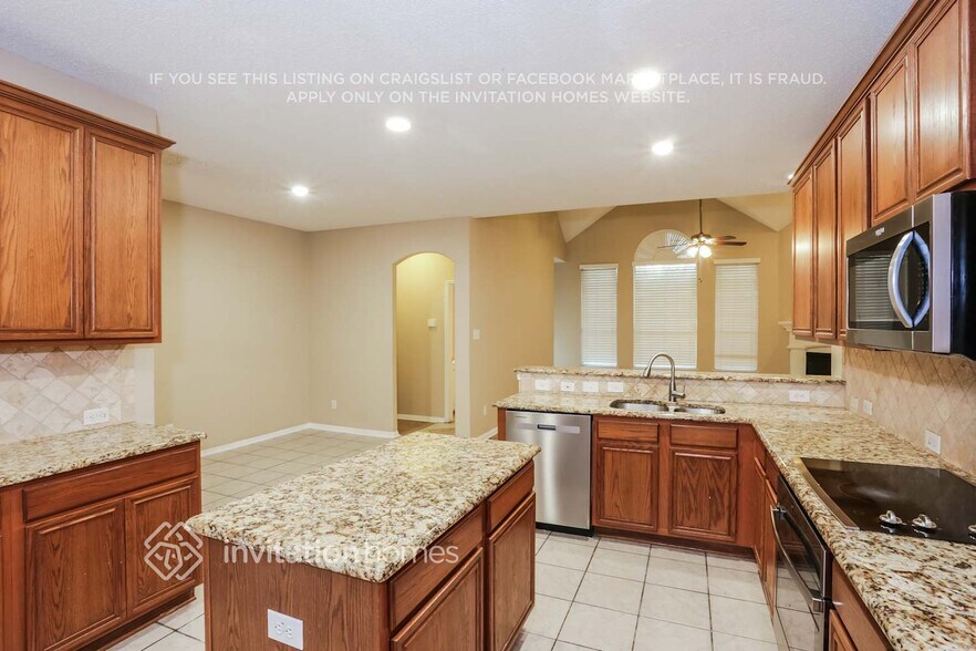 Building Photo - 1313 Sheffield Dr