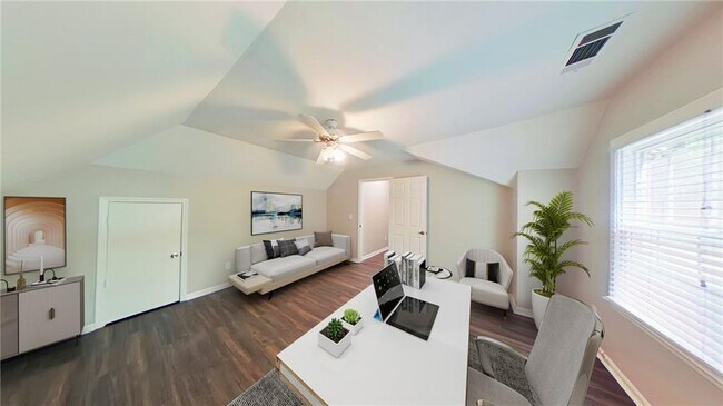 Building Photo - 11355 Vedrines Dr