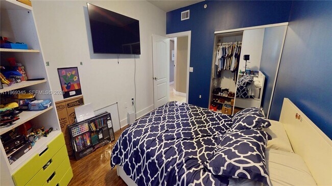 Building Photo - 10730 NW 66th St