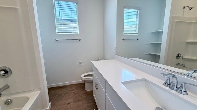 Building Photo - 15988 W Desert Spoon Dr