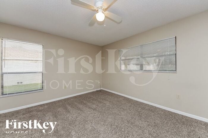 Building Photo - 610 Fresno Ct