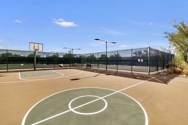 Building Photo - 11489 E Raintree Dr