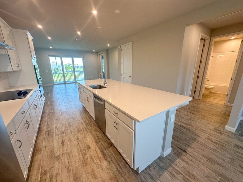 Building Photo - 4551 Arboretum Cir