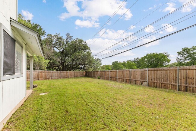 Building Photo - PM2-AUS7505 Saint Amant Pl