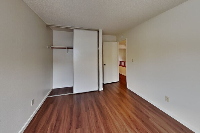 Building Photo - 1091 Discovery Way