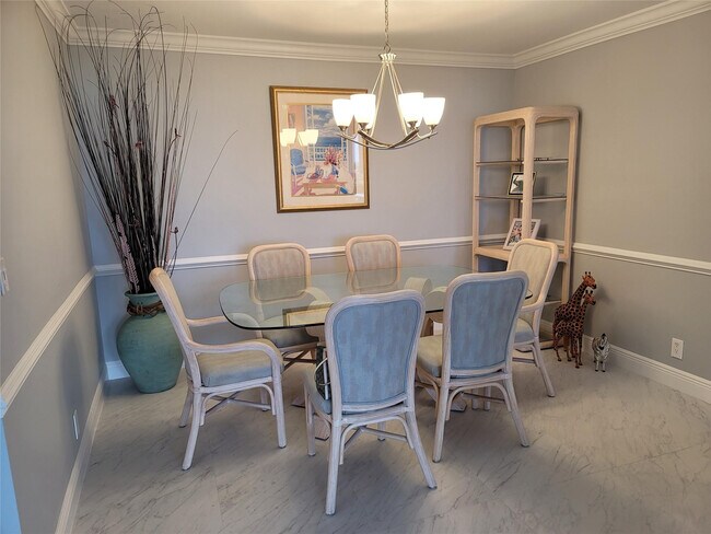 Building Photo - 1500 N Ocean Blvd