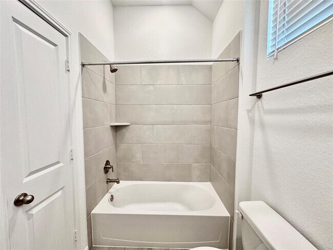 Building Photo - 6622 Canary Knl Ct