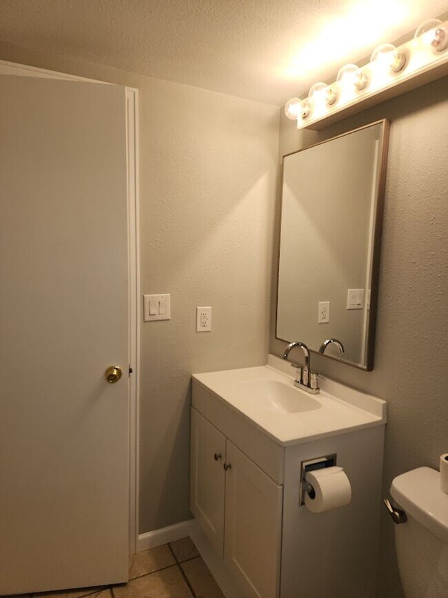 Building Photo - Long Realty & Property Management - Fully ...