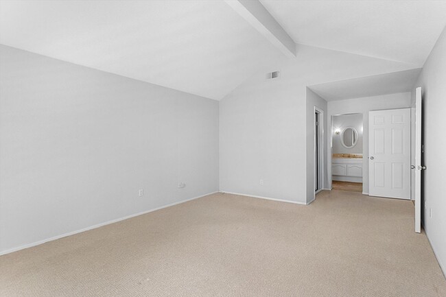 Building Photo - 61 Purcell Dr
