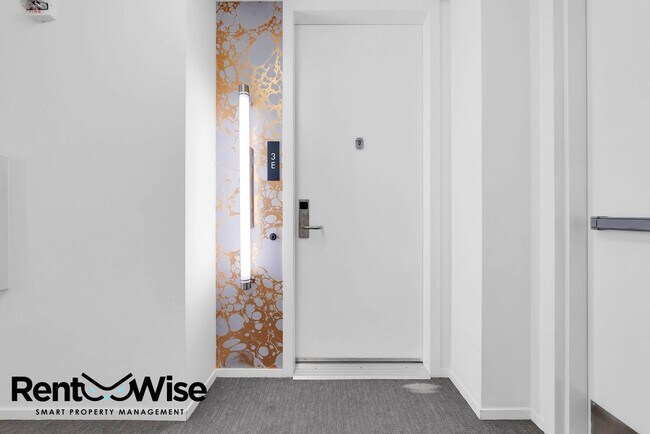 Building Photo - 450 Hayes St