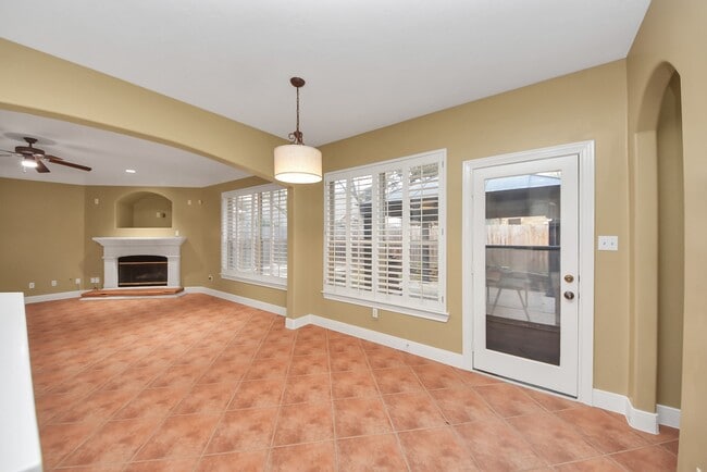 Building Photo - 12702 Silver Rod Ln