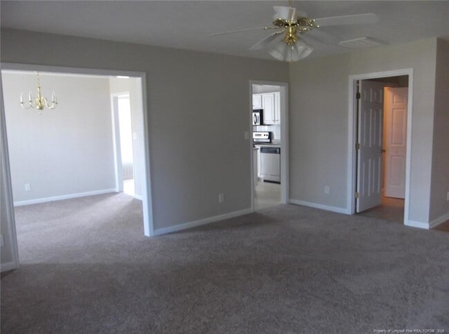Building Photo - 2937 Piney Mountain Dr