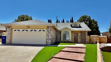 Building Photo - 1721 Jenny Laurie Ct