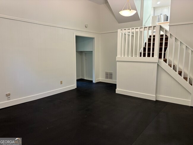 Building Photo - 126 Azalea Dr