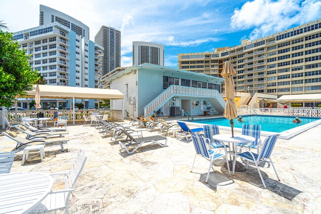 Building Photo - 1801 S Ocean Dr