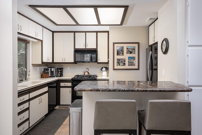 Building Photo - 28764 Taos Ct