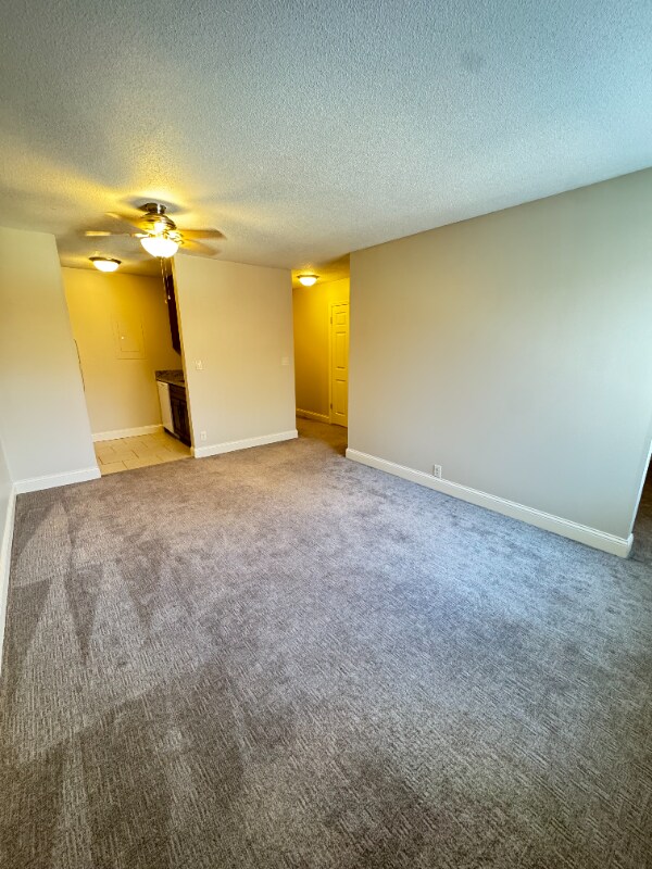 Building Photo - 1810 E St