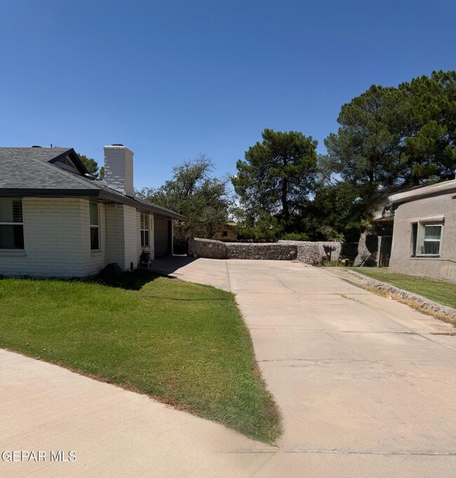 Building Photo - 4921 Vista Grande Cir