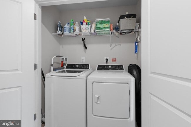 Building Photo - 4108 Hatley Pl