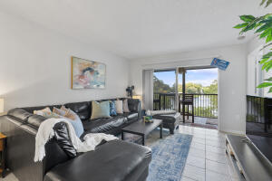 Building Photo - 2236 N Cypress Bend Dr